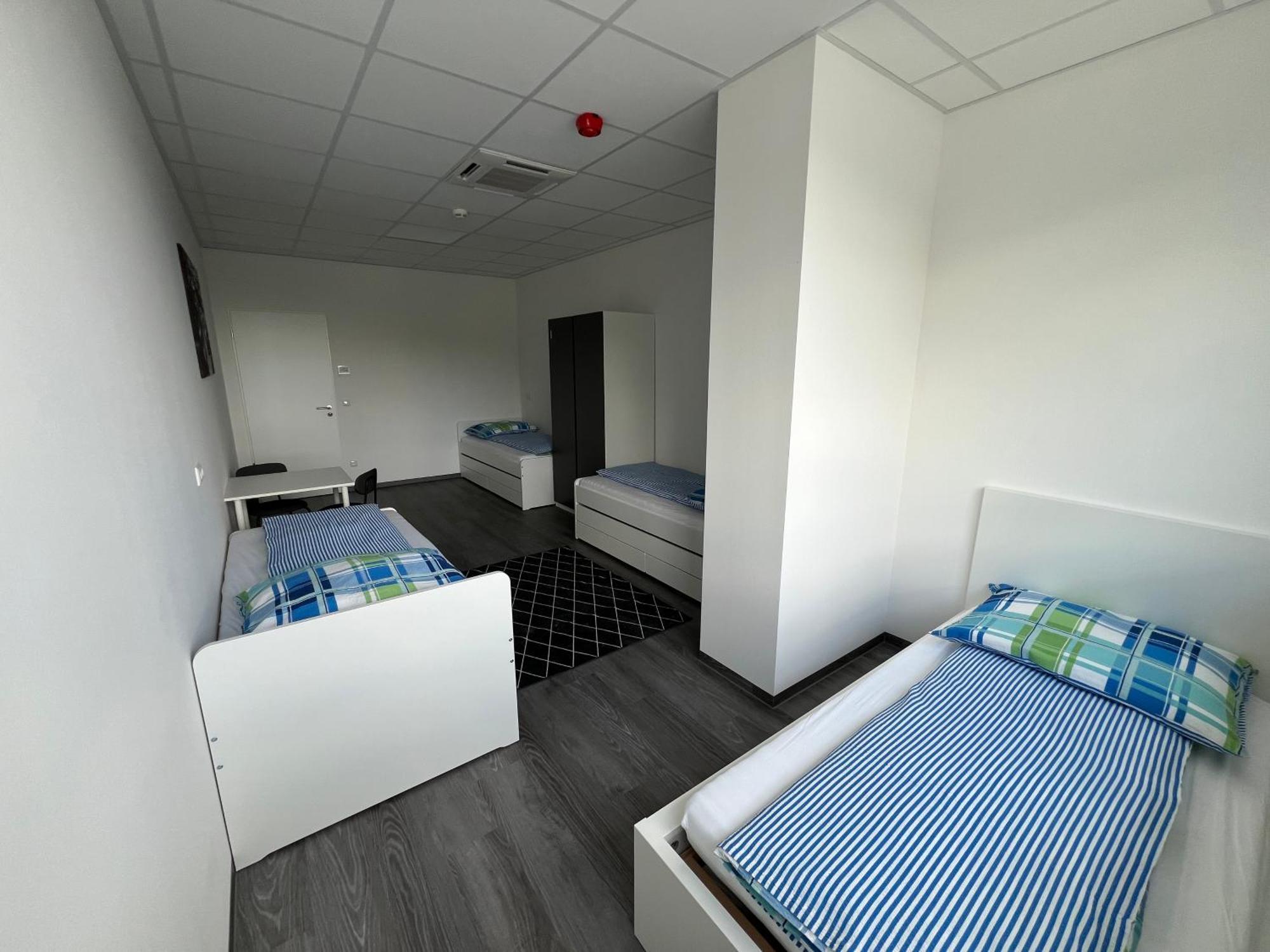 Driver Rooms Hostel *